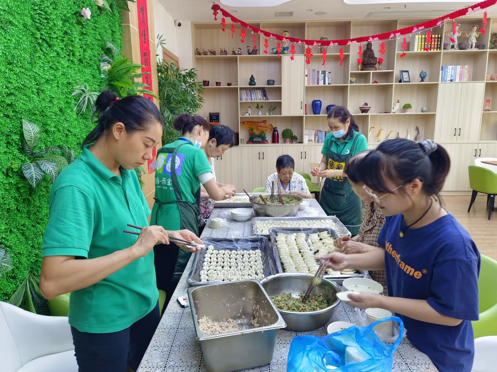 包饺子、庆团圆、齐上阵