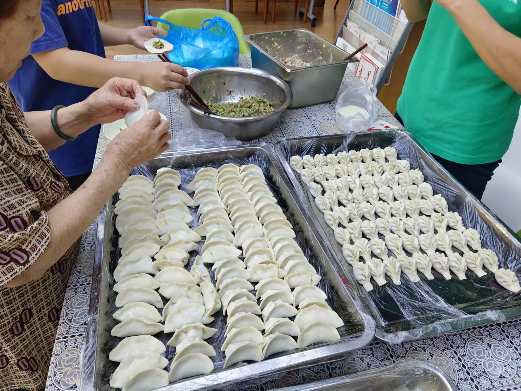 包饺子、庆团圆、齐上阵